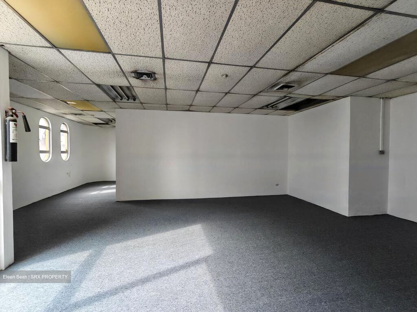 Golden Mile Tower (D7), Office #472293551